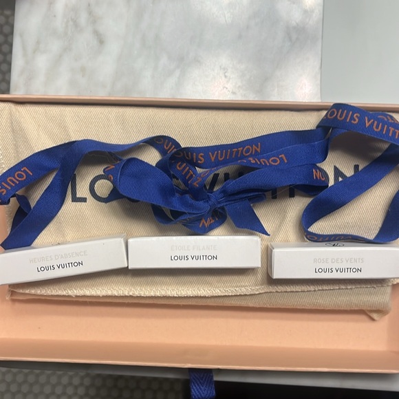 NWT Louis Vuitton M60531 Sarah Wallet Monogram with Brown Interior - Picture 9 of 9